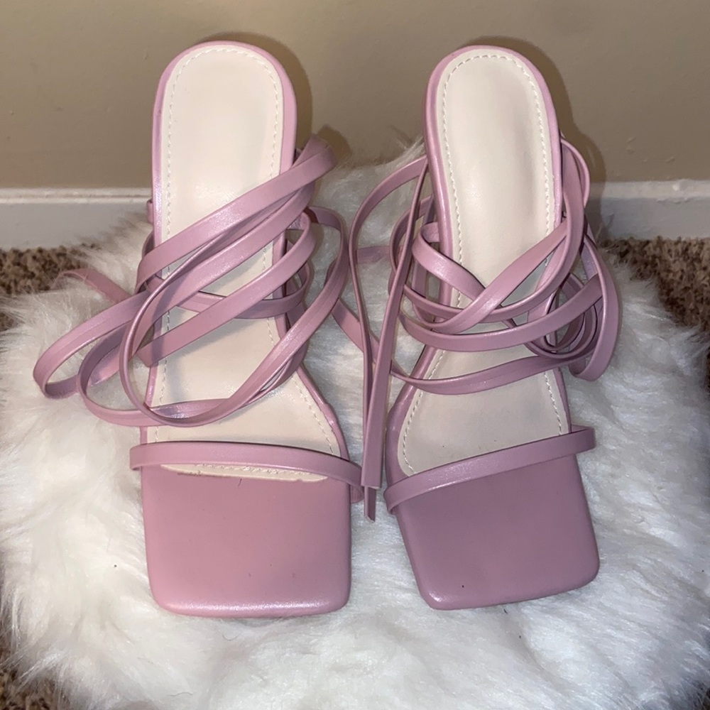 SHEIN strap around the legs pink clear heels nwot size 5